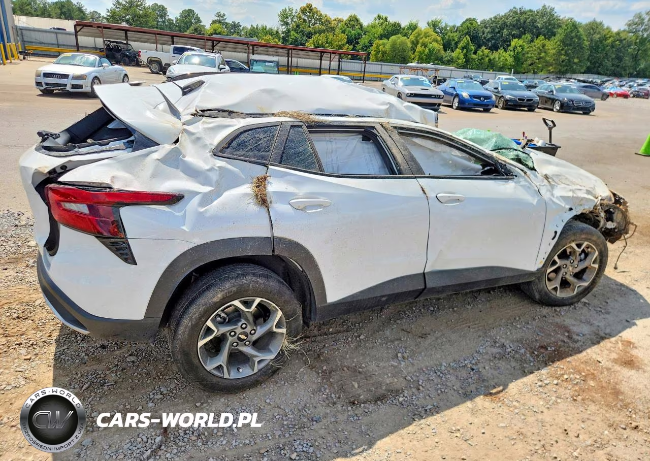 2025 Chevrolet Trax 1Lt VIN:KL77LHEP0SC233403 - 3