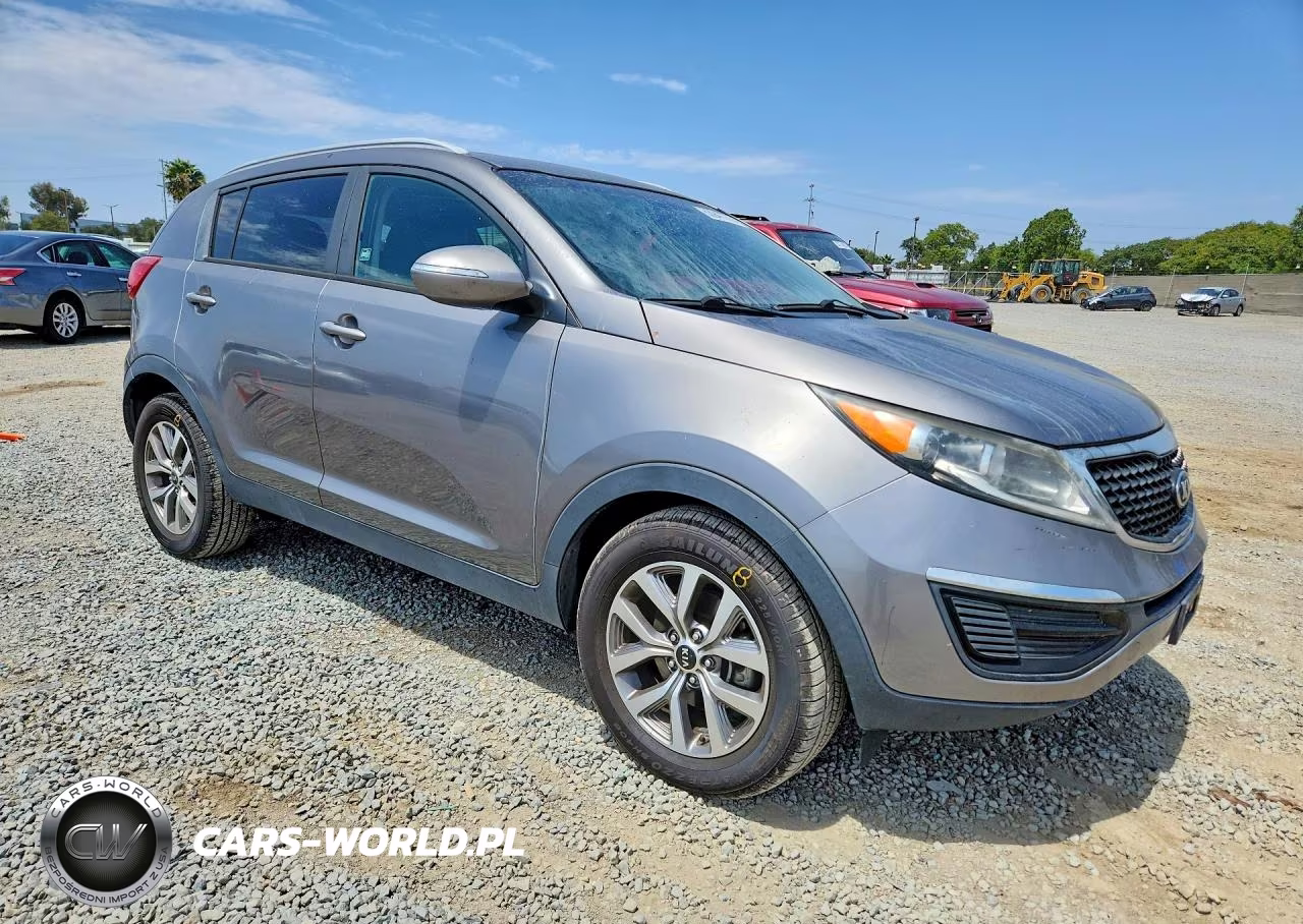 2015 Kia Sportage Lx VIN:KNDPB3AC2F7740829 - 4
