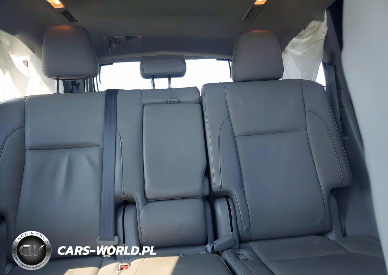 2016 Toyota Highlander Xle VIN:5TDJKRFH7GS324585 - 10