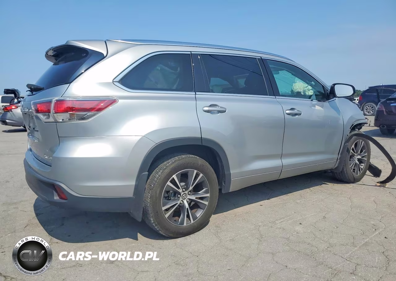 2016 Toyota Highlander Xle VIN:5TDJKRFH7GS324585 - 3