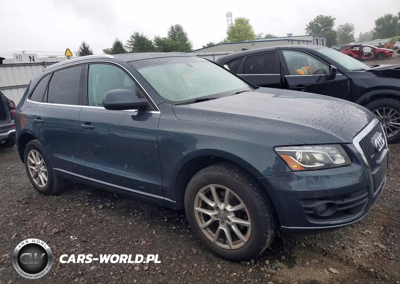 2011 Audi Q5 Premium Plus VIN:WA1LFAFP1BA075108 - 4
