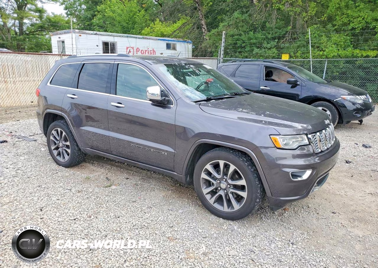 2017 Jeep Grand Cherokee Overland VIN:1C4RJFCG3HC694810 - 4