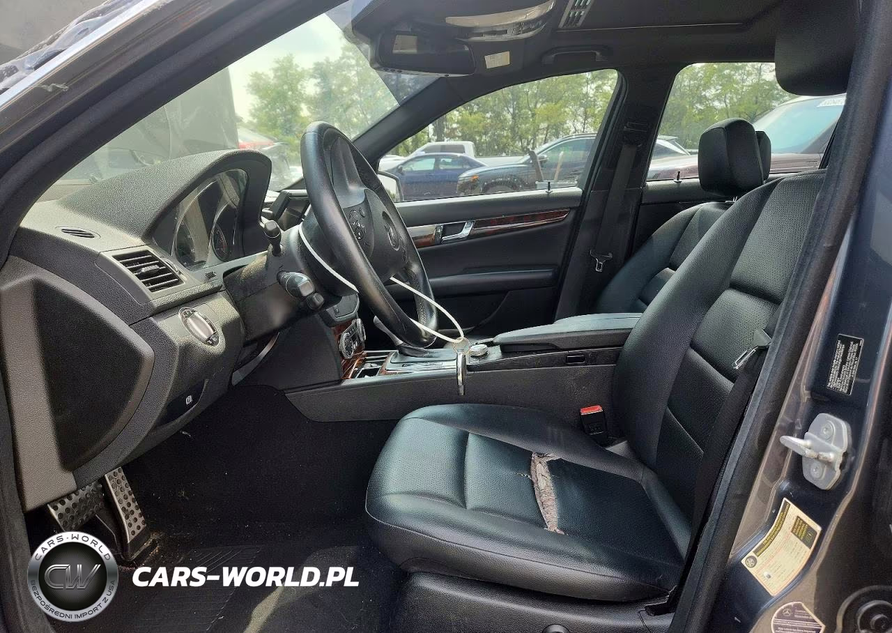 2010 Mercedes-Benz C 300 VIN:WDDGF5EB1AR108988 - 7
