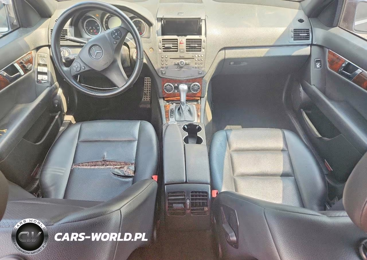 2010 Mercedes-Benz C 300 VIN:WDDGF5EB1AR108988 - 8