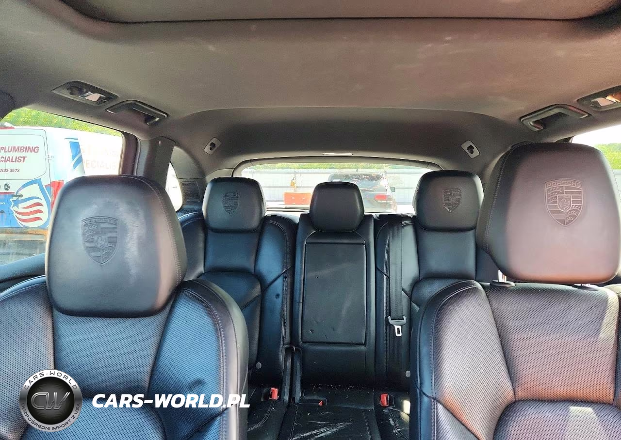 2018 Porsche Cayenne VIN:WP1AA2A21JKA06701 - 10