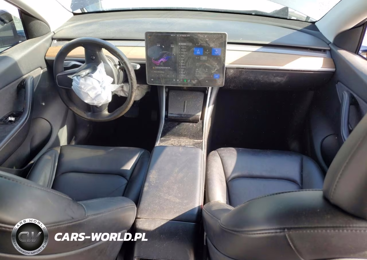2020 Tesla Model Y VIN:5YJYGDEE4LF047032 - 8