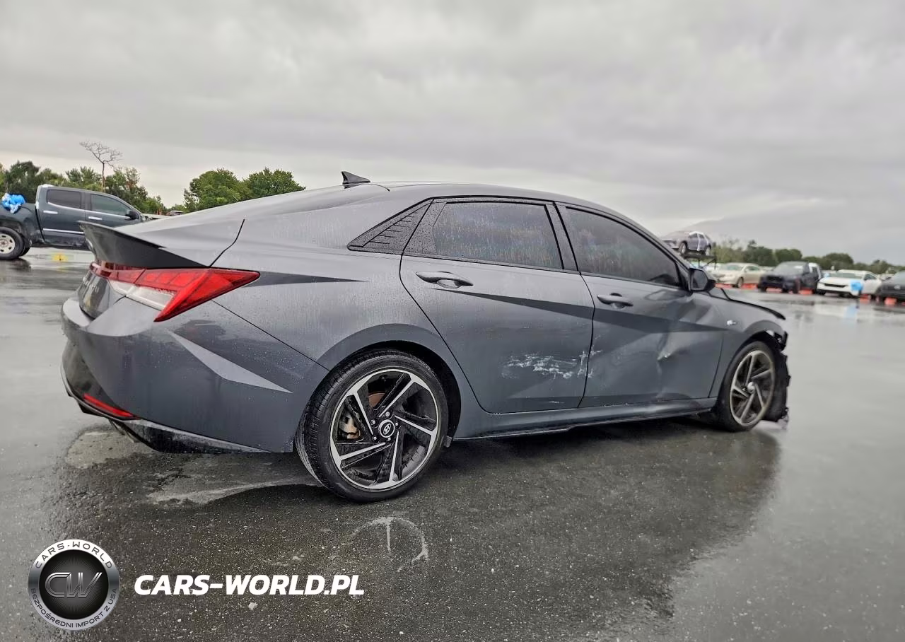 2023 Hyundai Elantra N Line VIN:KMHLR4AF5PU581989 - 3