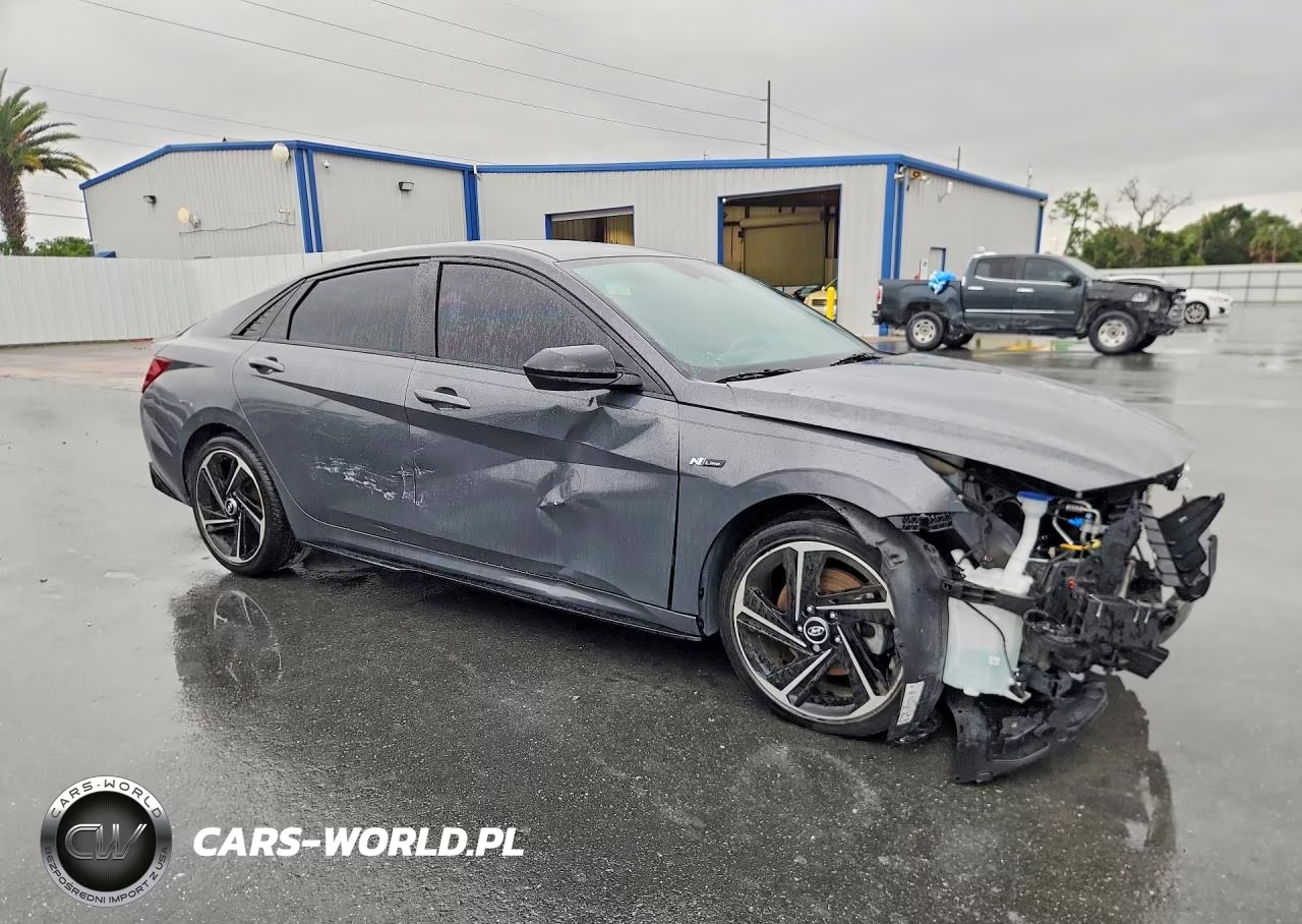 2023 Hyundai Elantra N Line VIN:KMHLR4AF5PU581989 - 4