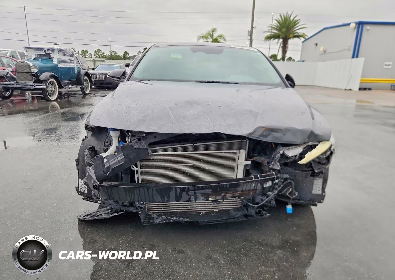 2023 Hyundai Elantra N Line VIN:KMHLR4AF5PU581989 - 5