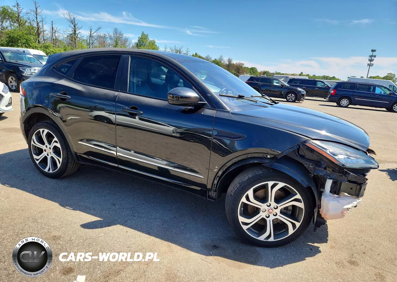 2018 Jaguar E-Pace First Edition VIN:SADFL2FX5J1Z01575 - 4
