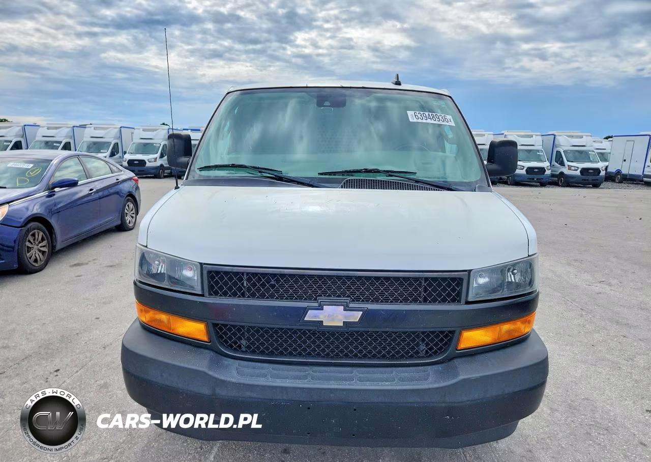 2020 Chevrolet Express G2500 VIN:1GCWGAFP7L1276738 - 5