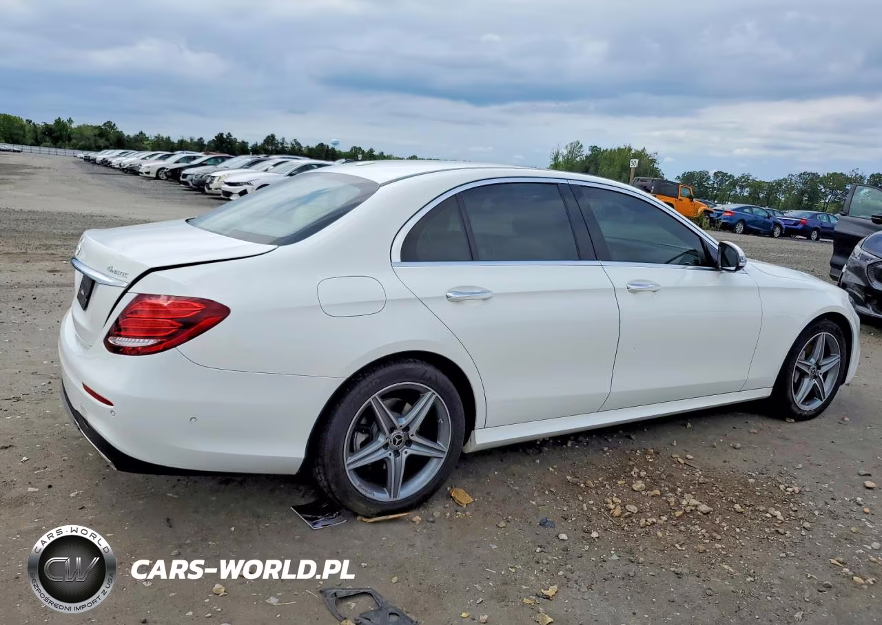 2017 Mercedes-Benz E 300 4Matic VIN:WDDZF4KB4HA023403 - 3