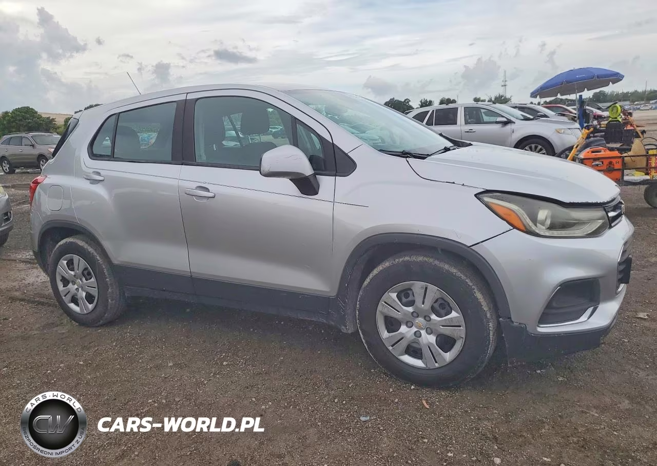 2017 Chevrolet Trax Ls VIN:KL7CJKSBXHB185174 - 4