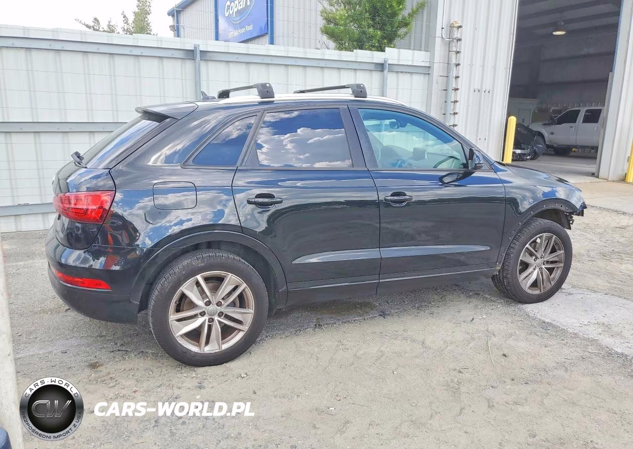 2017 Audi Q3 Premium VIN:WA1BCCFS2HR006569 - 3