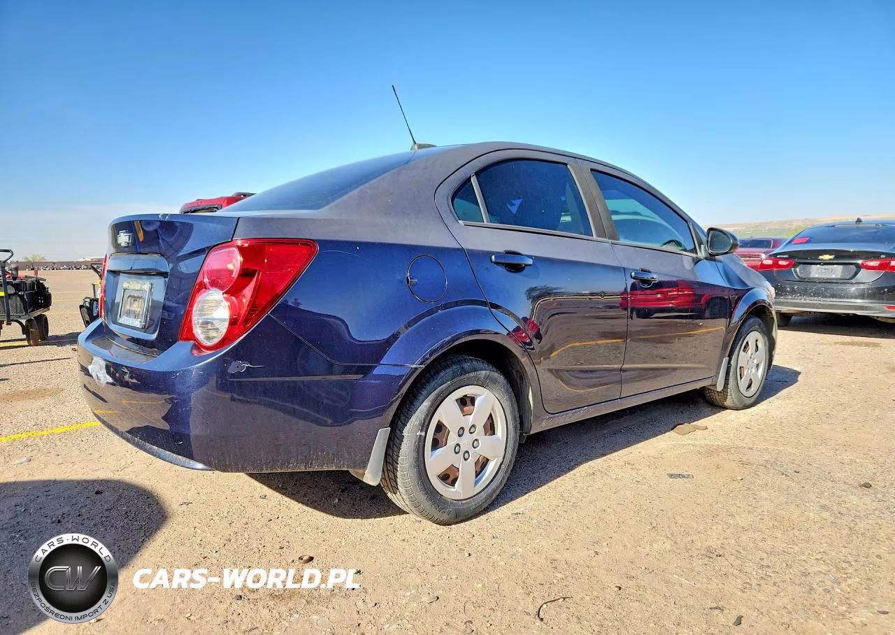 2016 Chevrolet Sonic Ls VIN:1G1JA5SH9G4124345 - 3