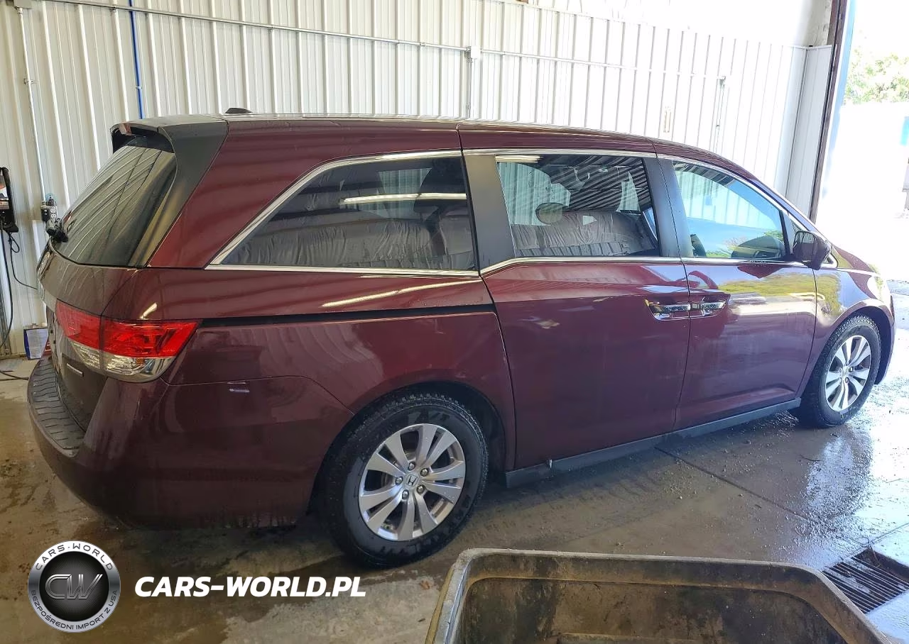 2017 Honda Odyssey Se VIN:5FNRL5H35HB026679 - 3