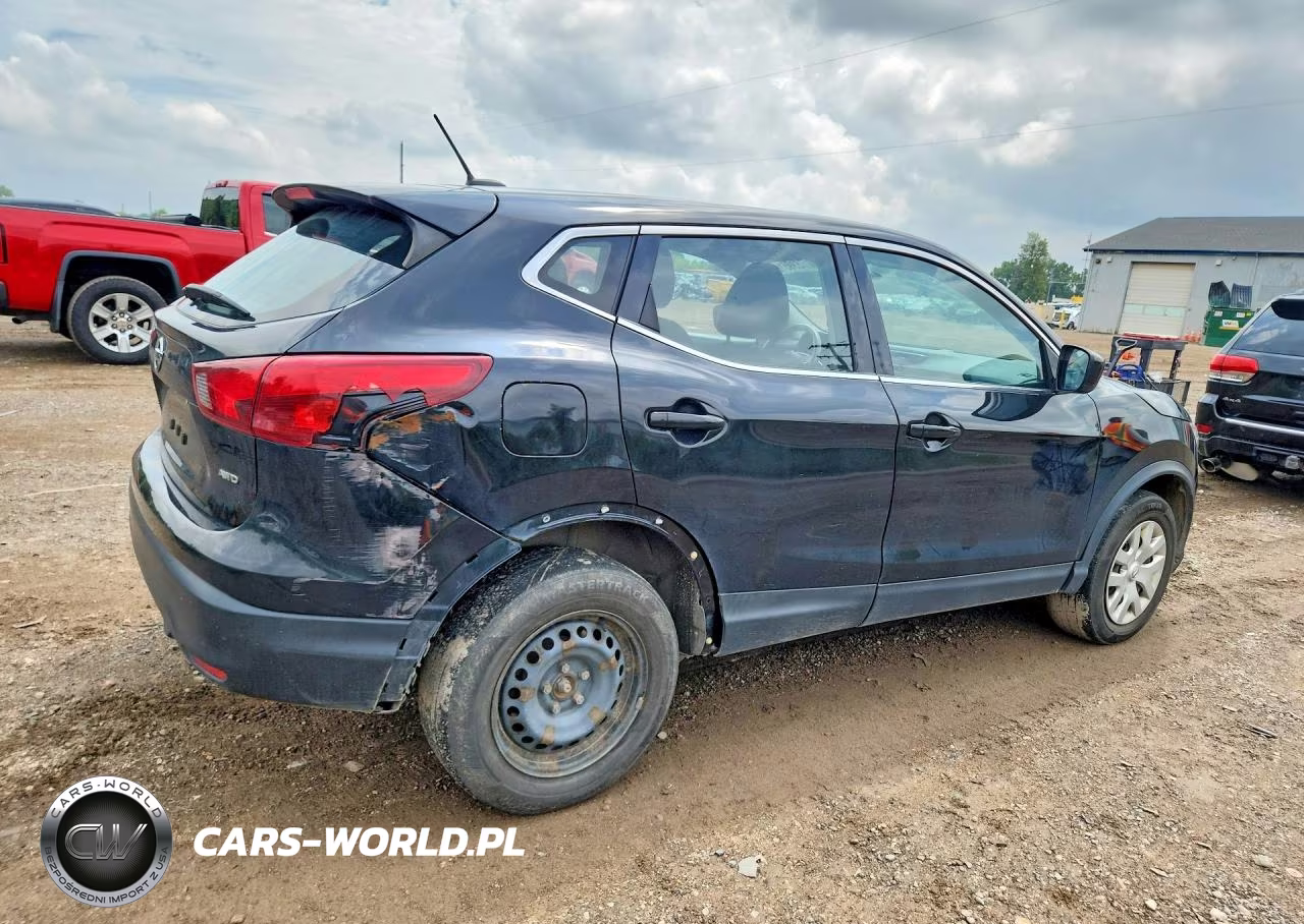 2019 Nissan Rogue Sport S VIN:JN1BJ1CR5KW338731 - 3