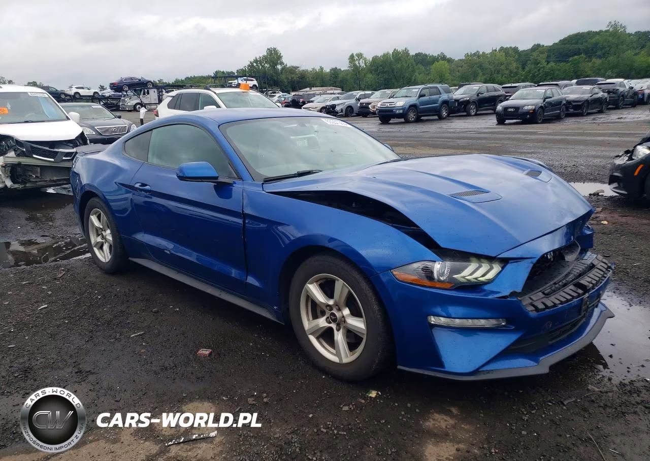 2018 Ford Mustang VIN:1FA6P8TH4J5164836 - 4