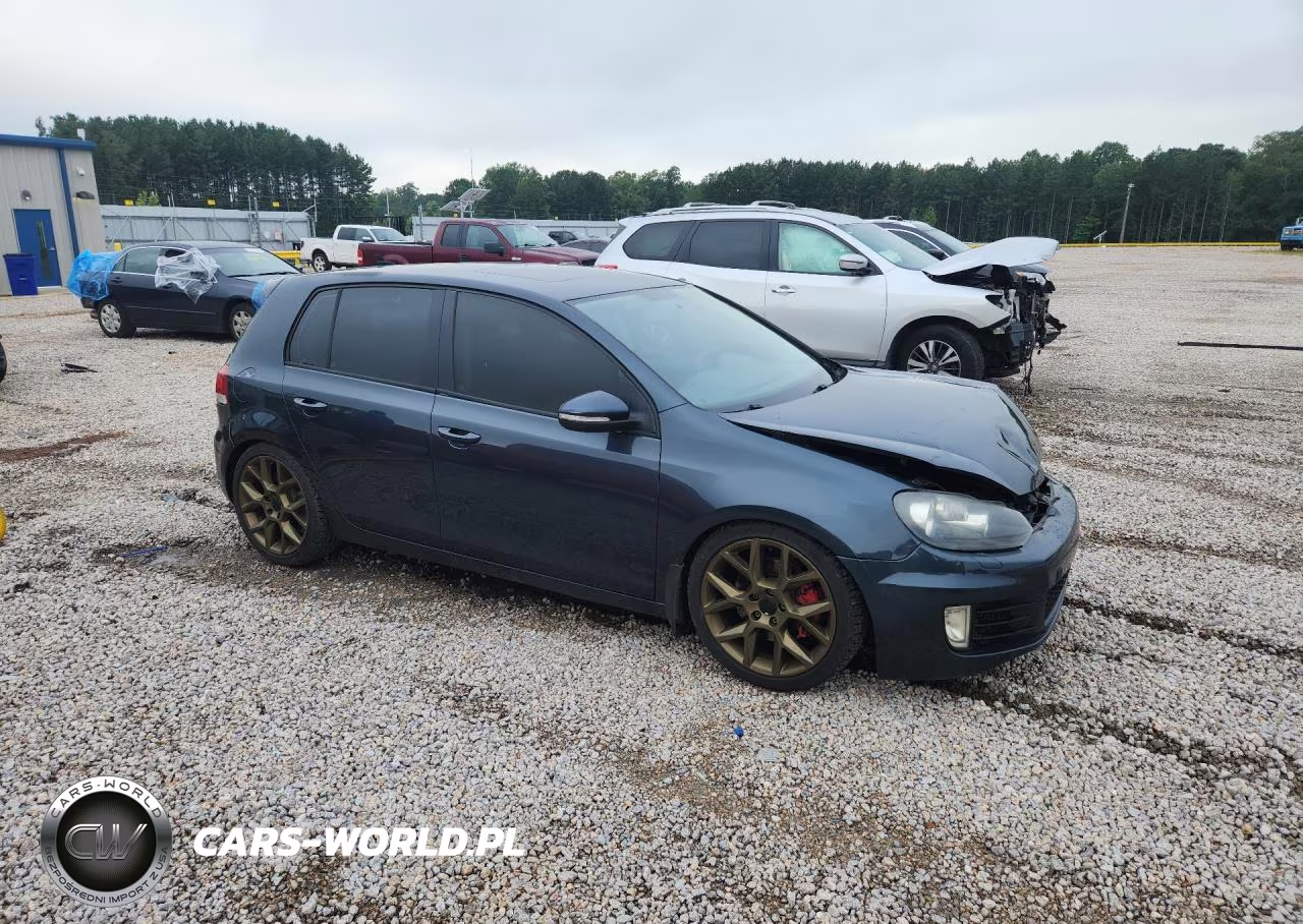 2011 Volkswagen Golf VIN:WVWNM7AJ3BW204768 - 4