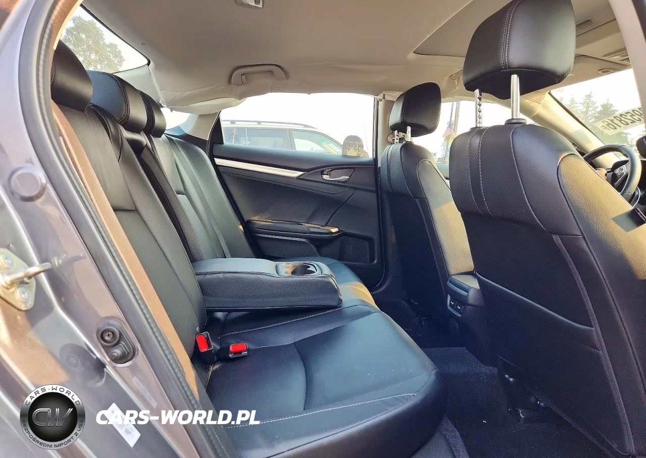 2018 Honda Civic Touring VIN:2HGFC1F98JH644535 - 10