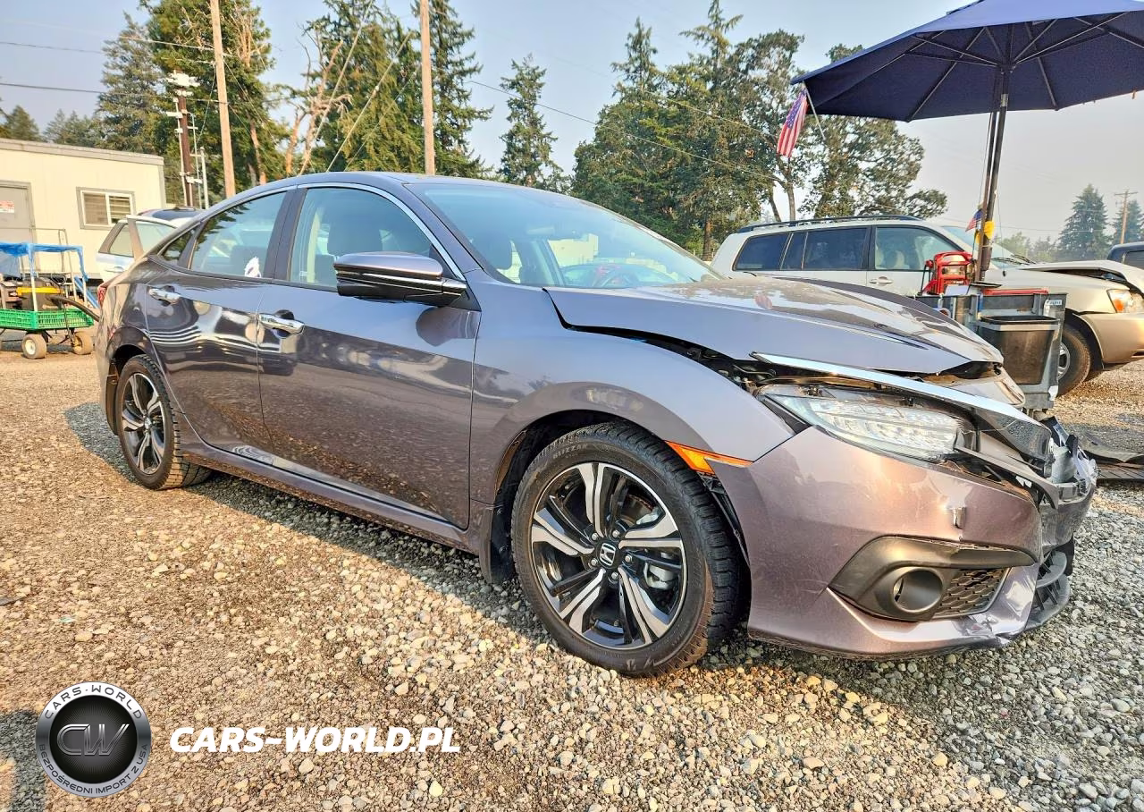 2018 Honda Civic Touring VIN:2HGFC1F98JH644535 - 4