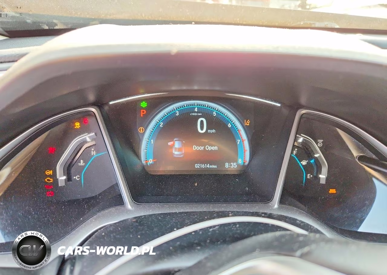 2018 Honda Civic Touring VIN:2HGFC1F98JH644535 - 9