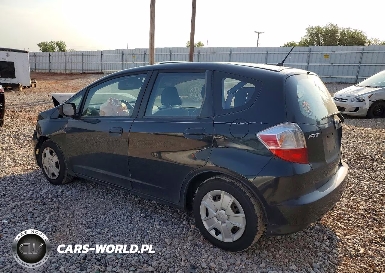 2013 Honda Fit VIN:JHMGE8H38DC050399 - 2