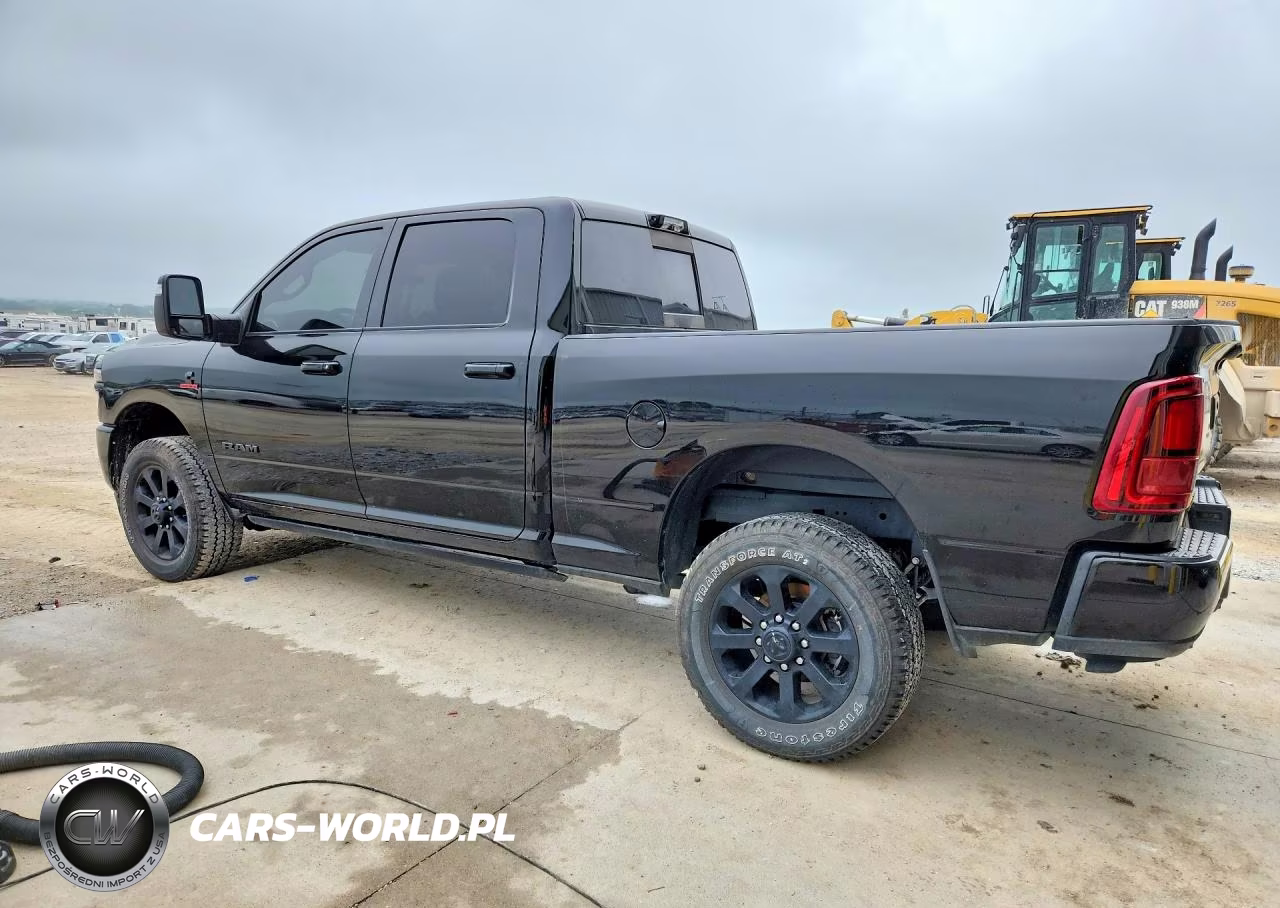2025 Ram 2500 Laramie VIN:3C6UR5FL0SG556742 - 2