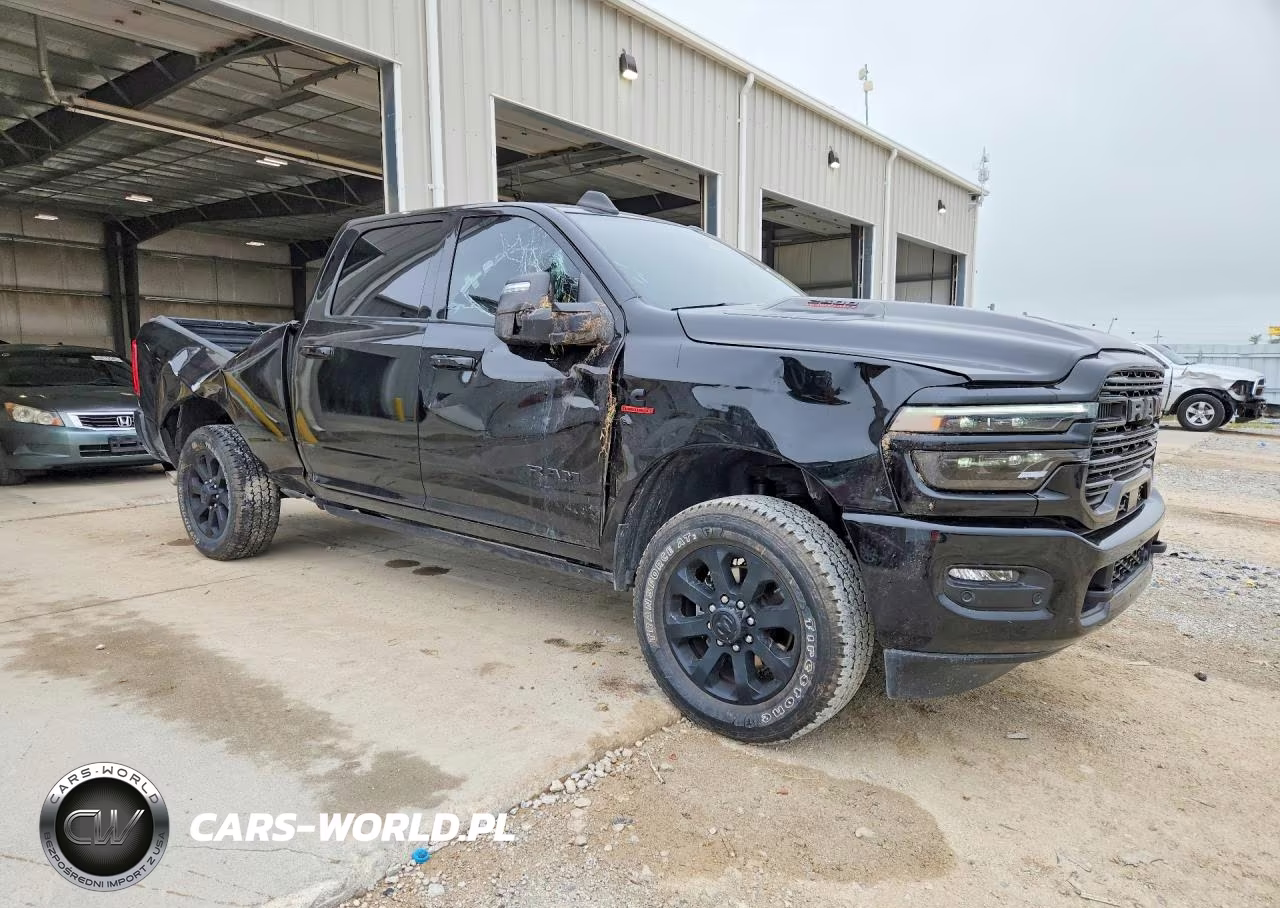 2025 Ram 2500 Laramie VIN:3C6UR5FL0SG556742 - 4