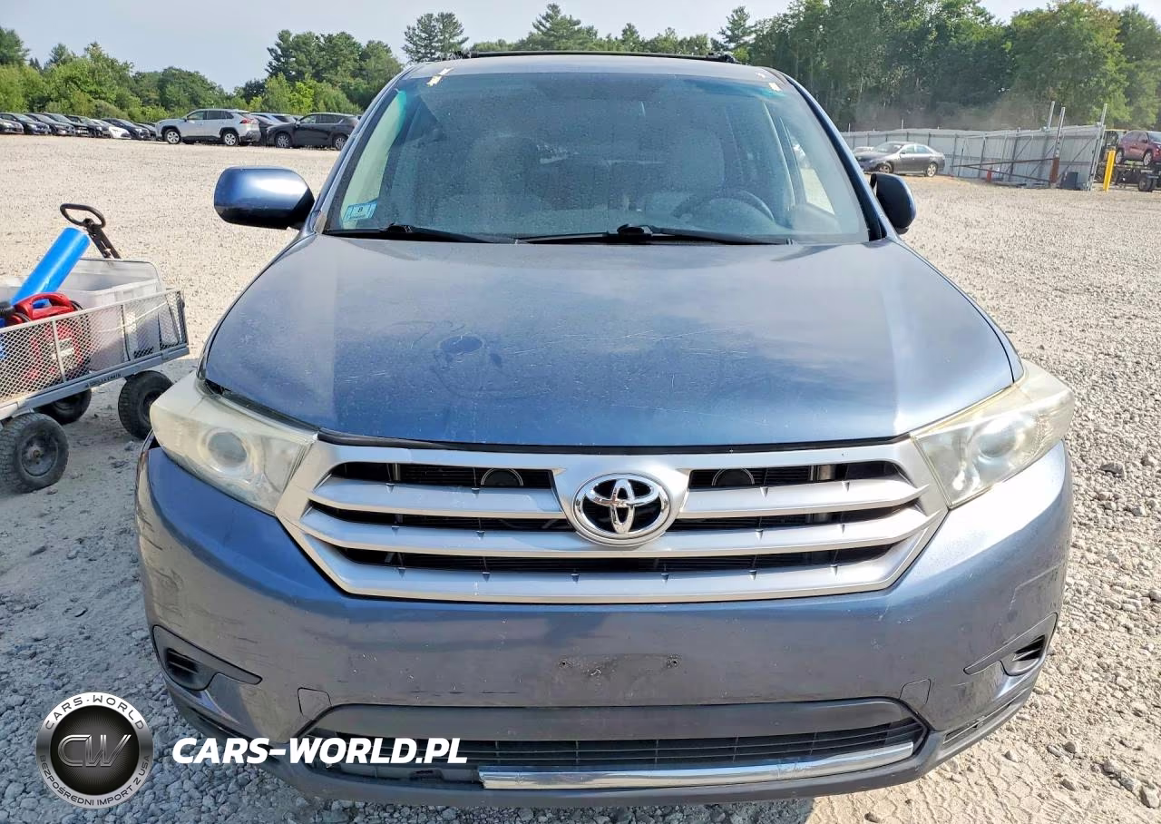 2013 Toyota Highlander Base VIN:5TDBK3EH0DS202875 - 5
