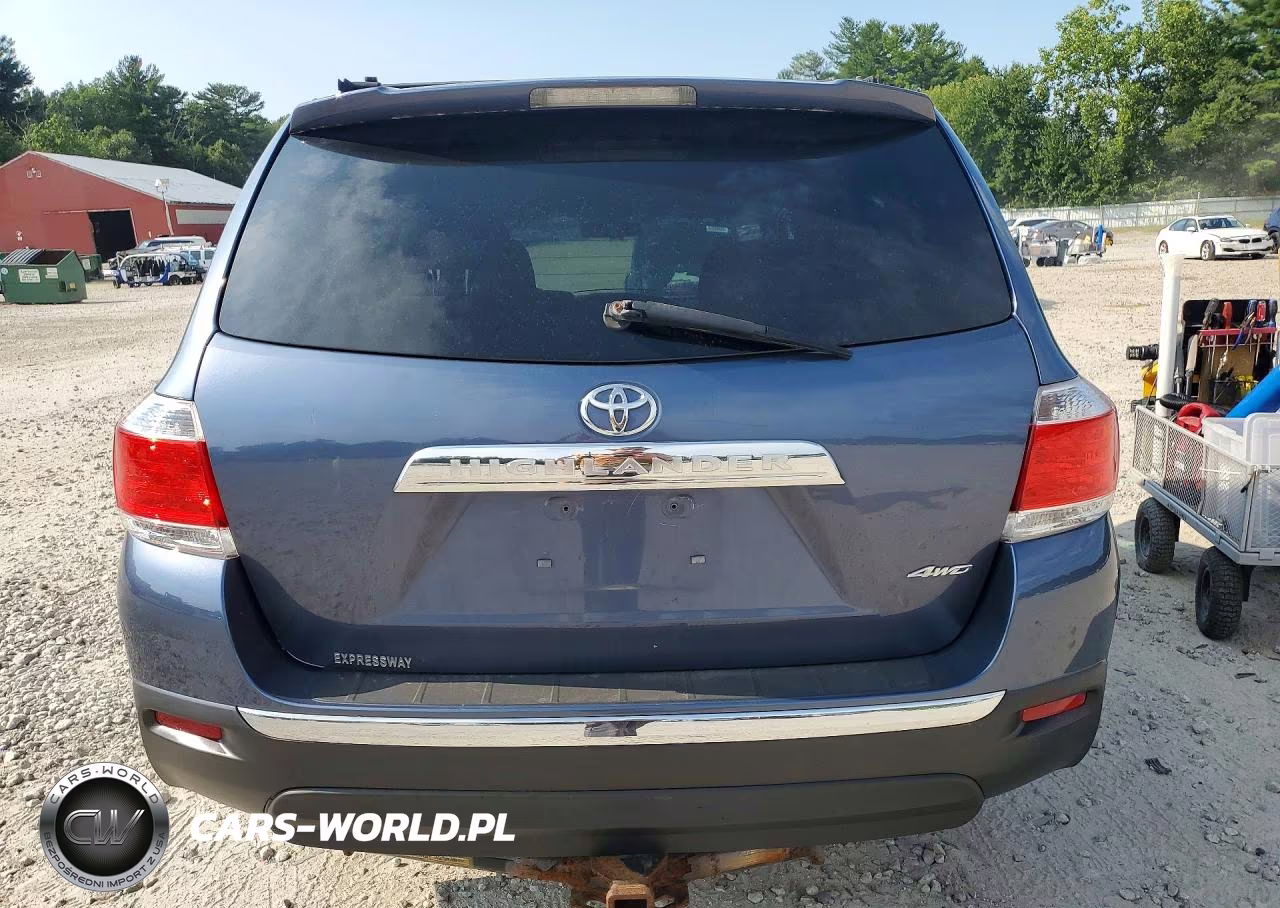 2013 Toyota Highlander Base VIN:5TDBK3EH0DS202875 - 6