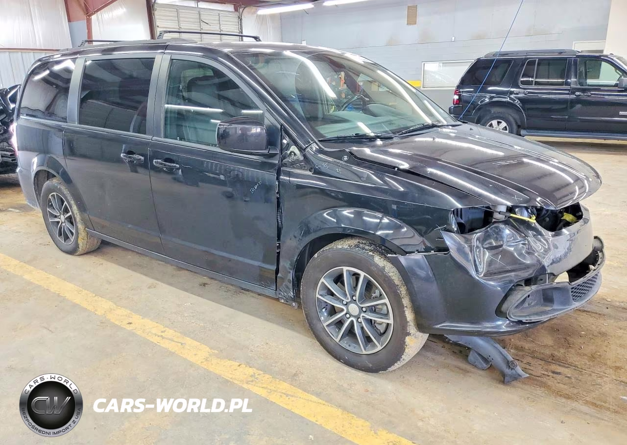 2019 Dodge Grand Caravan Gt VIN:2C4RDGEG1KR514149 - 4