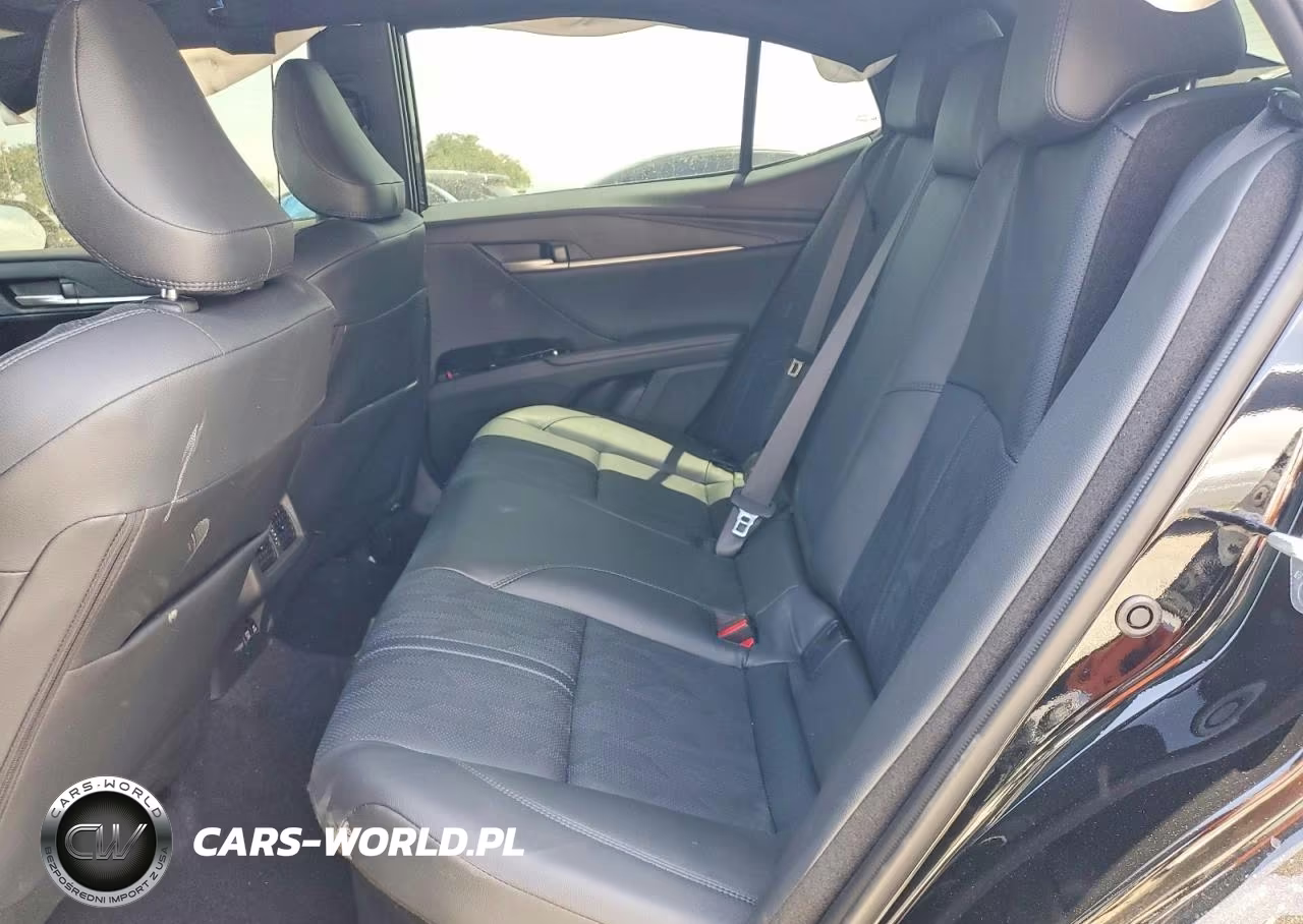 2026 Toyota Camry Xse VIN:4T1DAACK9TU774662 - 10