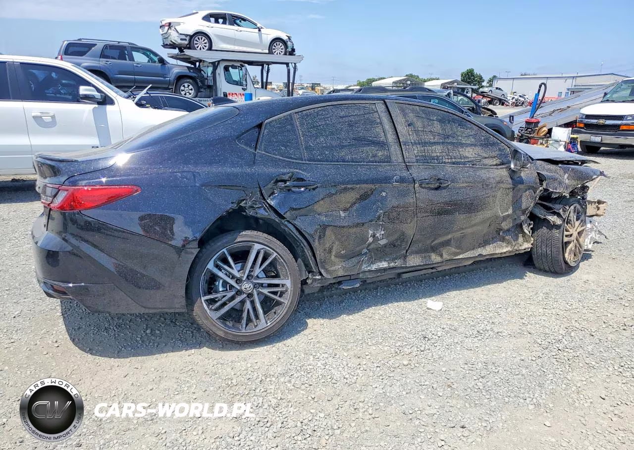 2026 Toyota Camry Xse VIN:4T1DAACK9TU774662 - 3