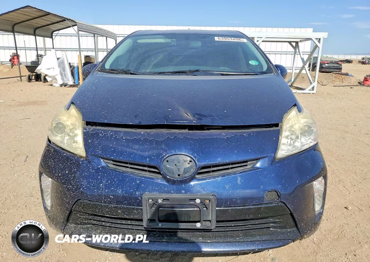 2012 Toyota Prius Four VIN:JTDKN3DU3C1547366 - 5