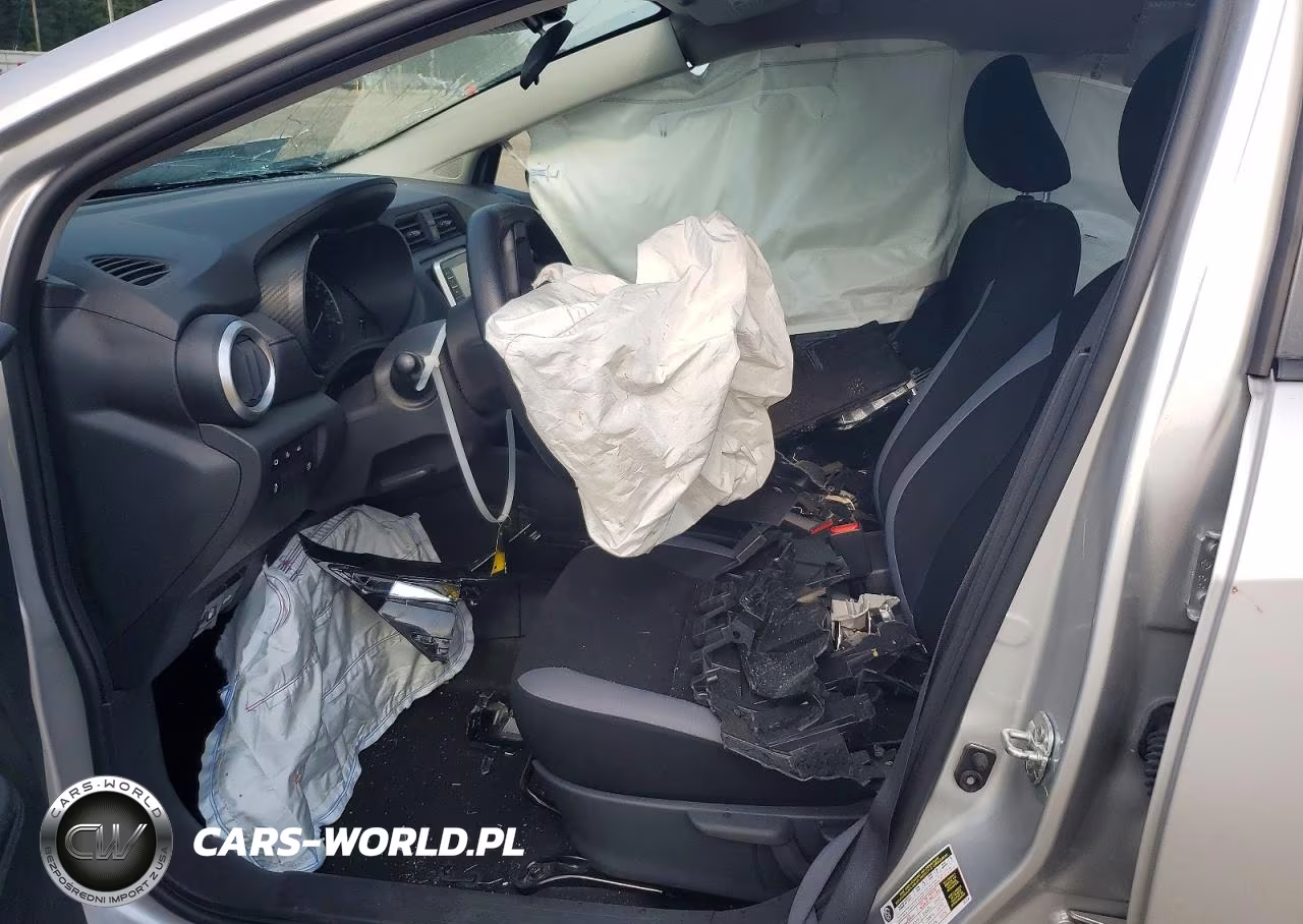 2025 Nissan Versa S VIN:3N1CN8DV2SL854354 - 7