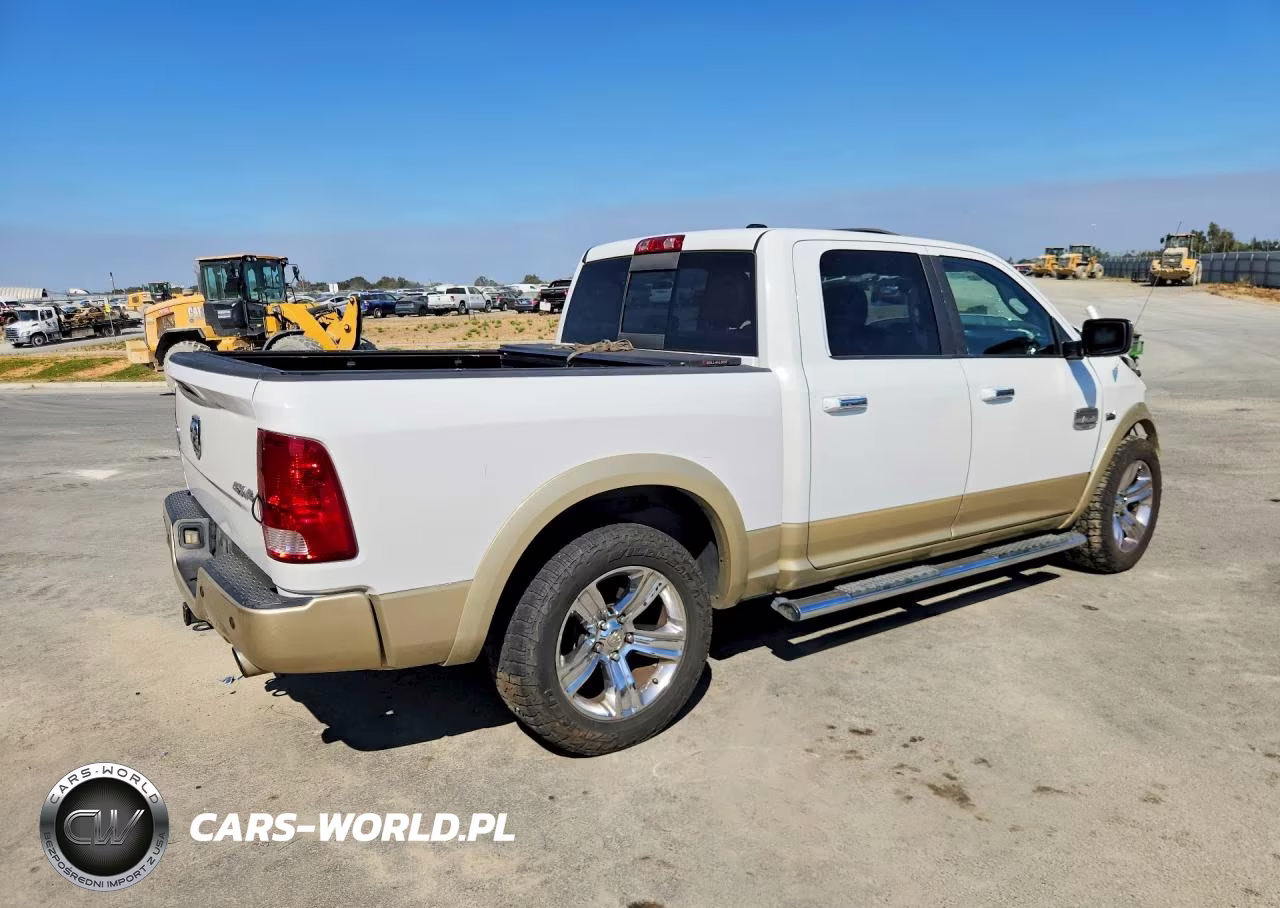 2011 Dodge Ram 1500 VIN:1D7RV1CT1BS658735 - 3