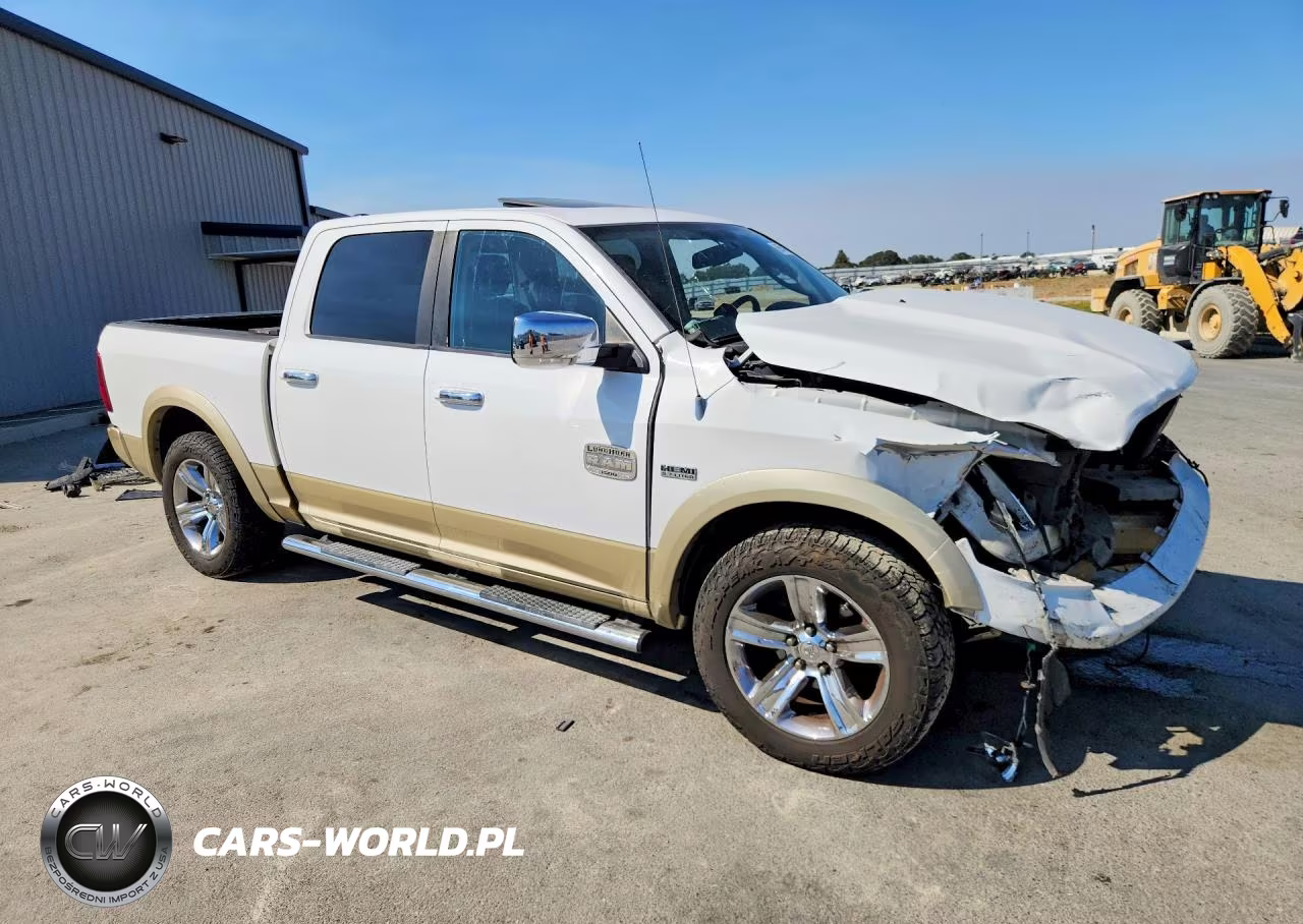 2011 Dodge Ram 1500 VIN:1D7RV1CT1BS658735 - 4