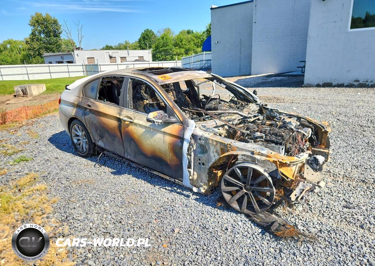 2014 BMW 535 Xi VIN:WBA5B3C56ED530091 - 4