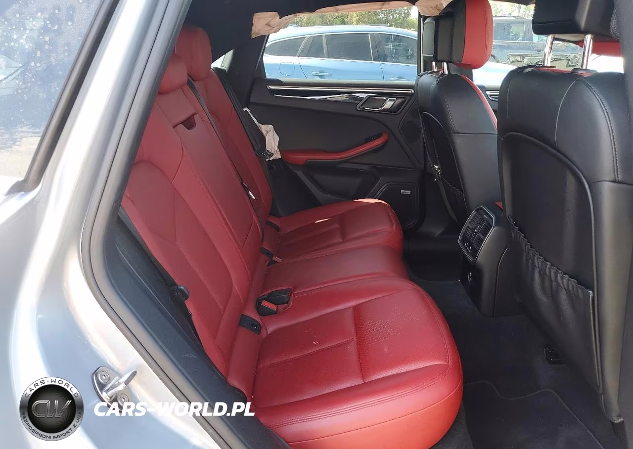 2020 Porsche Macan VIN:WP1AA2A53LLB02188 - 11