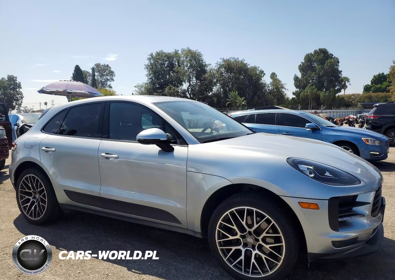 2020 Porsche Macan VIN:WP1AA2A53LLB02188 - 4