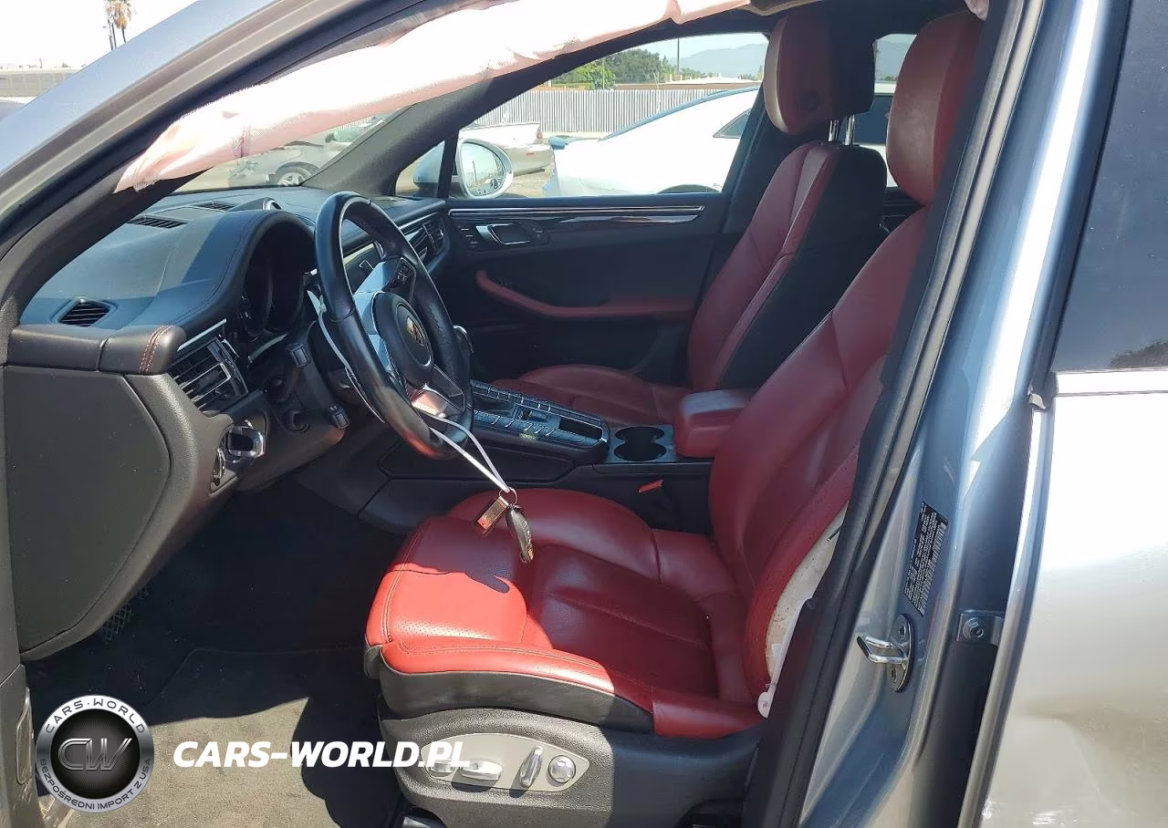 2020 Porsche Macan VIN:WP1AA2A53LLB02188 - 7