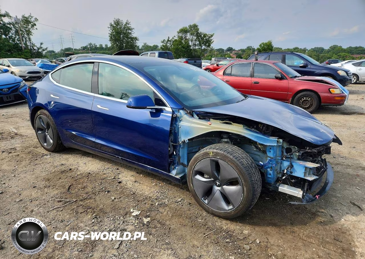 2020 Tesla Model 3 VIN:5YJ3E1EB0LF735162 - 4