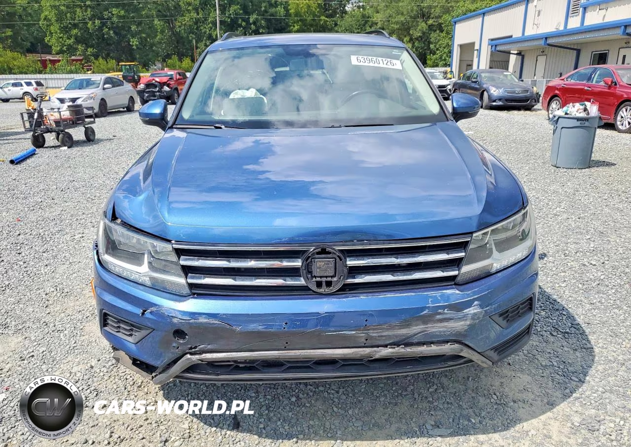 2018 Volkswagen Tiguan Se VIN:3VV3B7AX0JM103754 - 5