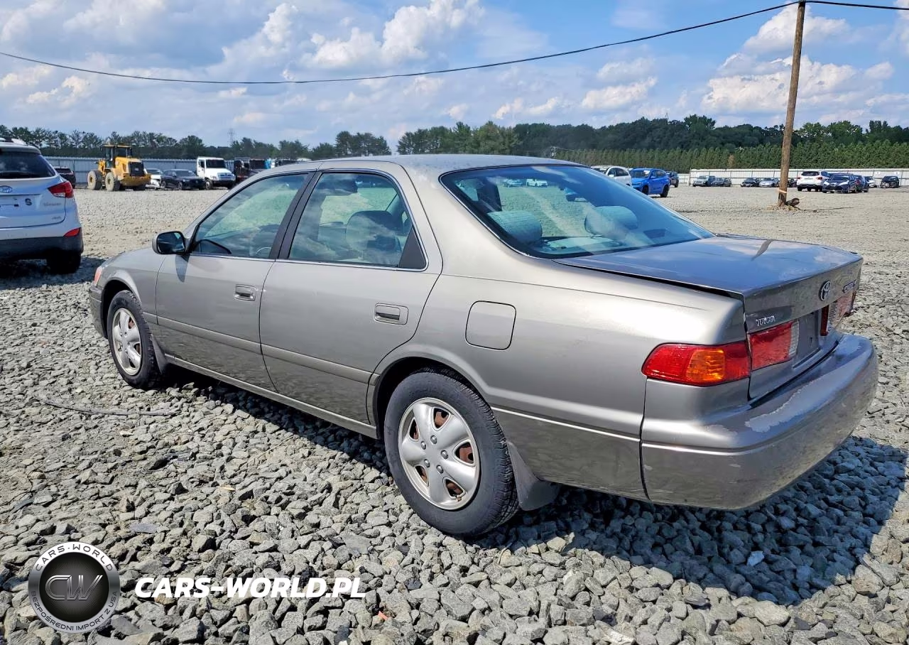 2001 Toyota Camry Le VIN:JT2BG22KX10546281 - 2