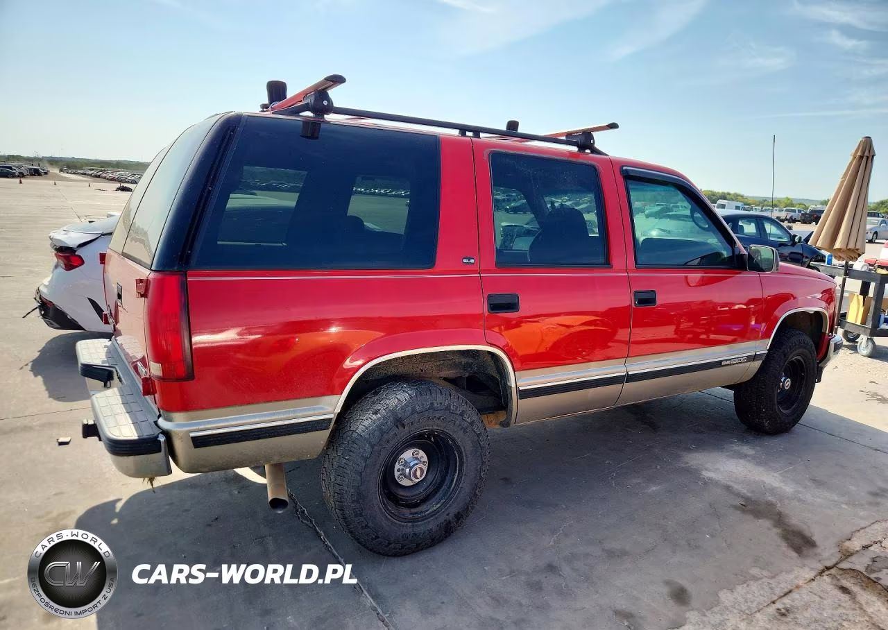 1999 GMC Yukon VIN:1GKEC13R8XJ732463 - 3