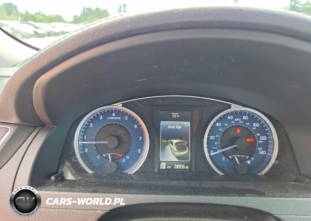 2017 Toyota Camry Le VIN:4T1BF1FK2HU678545 - 9