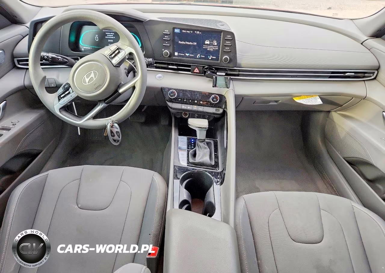2025 Hyundai Elantra Hybrid Blue VIN:KMHLM4DJ9SU129714 - 8