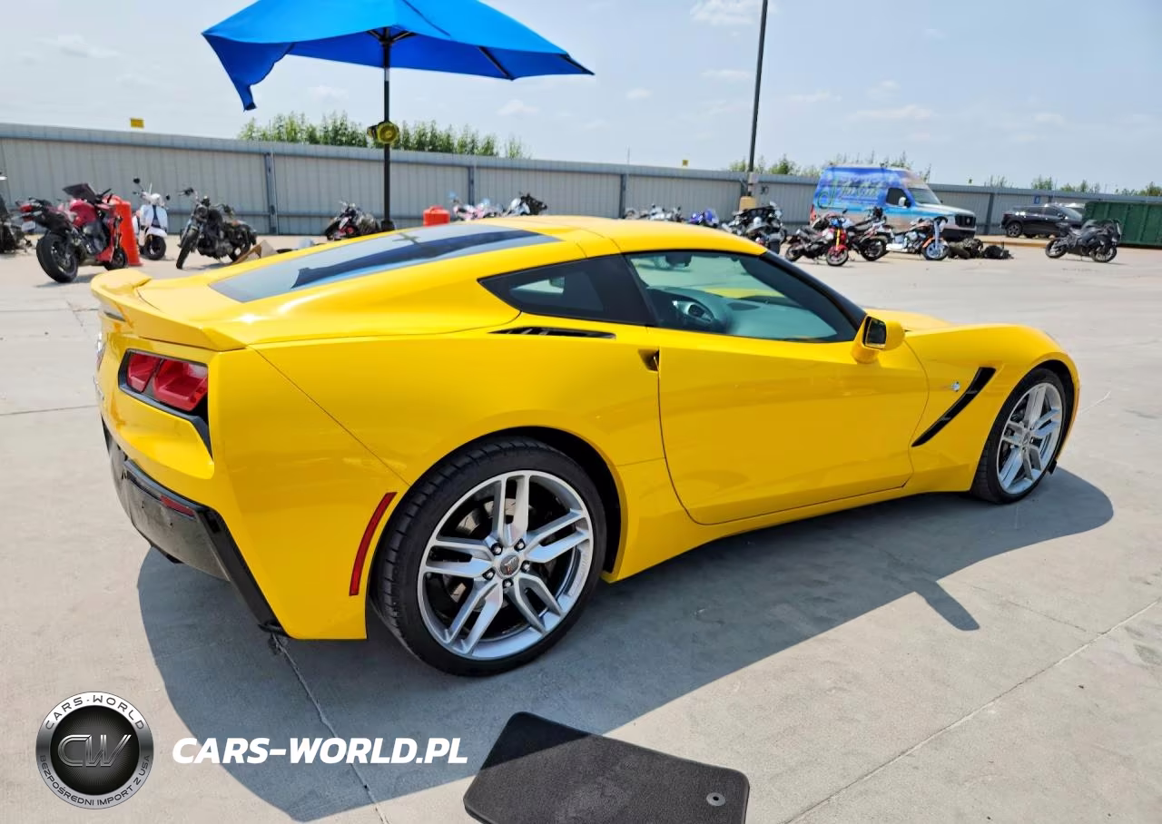 2014 Chevrolet Corvette Stingray Z51 3Lt VIN:1G1YM2D79E5119100 - 3