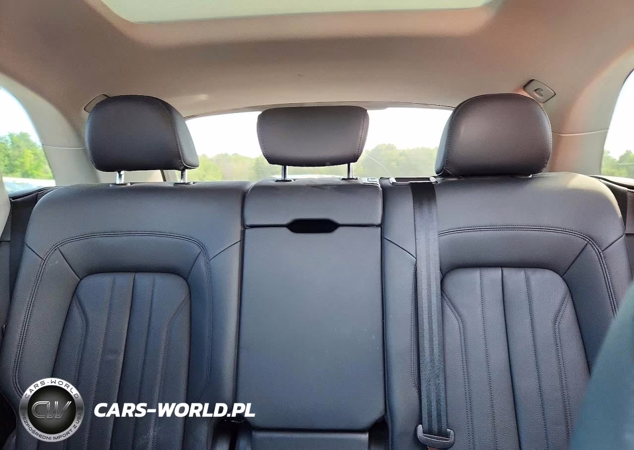 2020 Audi Q5 Premium Plus VIN:WA1BNAFY6L2027364 - 10